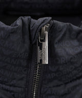 EMPORIO ARMANI ナイロン／再生ダウンロゴレタリングASVノースリーブパファージャケット